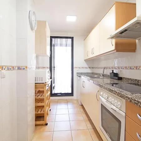 Global Properties, Con Gran Terraza En Canet *