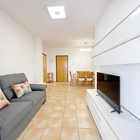 Global Properties, Con Gran Terraza En Canet *